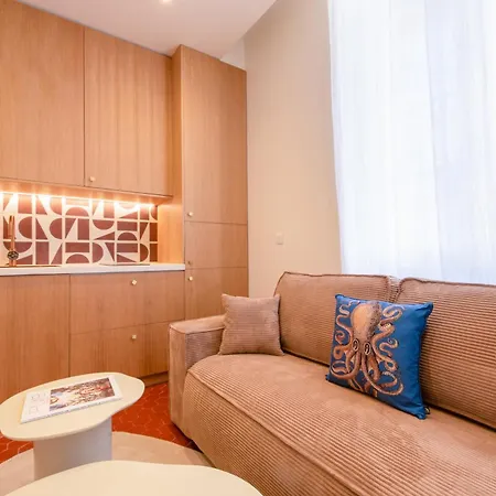 Apartment La Ramatuelle Place Des Lices