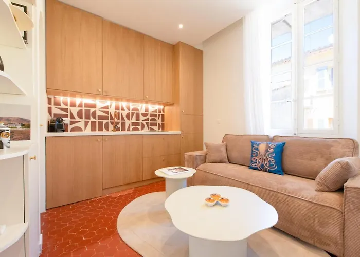 La Ramatuelle Place Des Lices